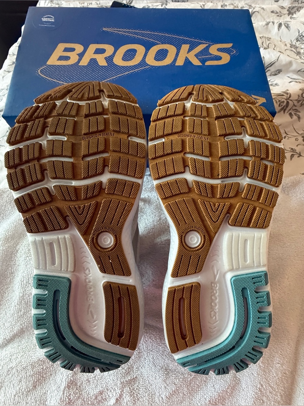 Brooks Athletic Shoes in Cream/Beige - Picture 5 of 6